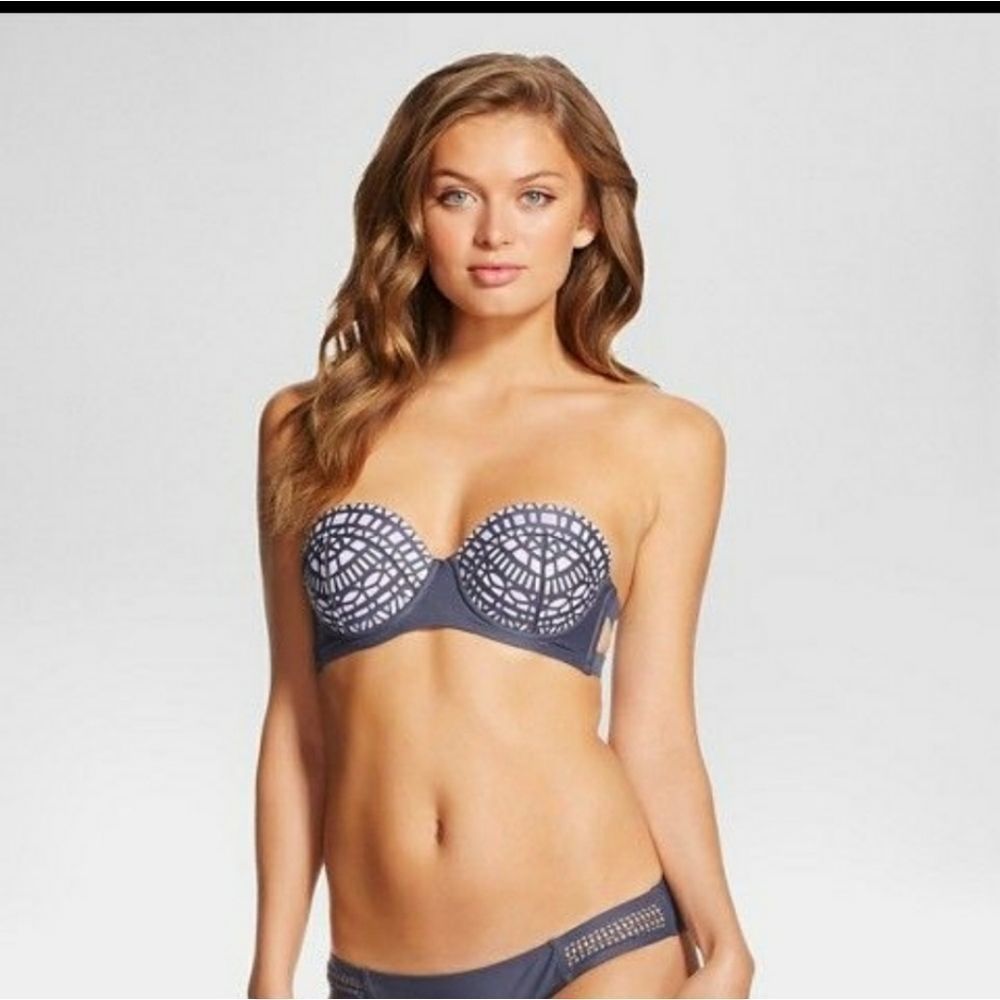 Xhilaration Mosaic Cut Out Bikini Top